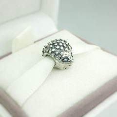 фотография шарм пандора ёжик 02KK125-2 №1